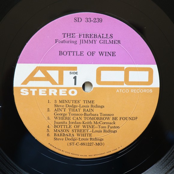 The Fireballs Featuring Jimmy Gilmer – Bottle Of Wine - 12" Vinyl LP (SD 33-239) - Picture 6 of 11